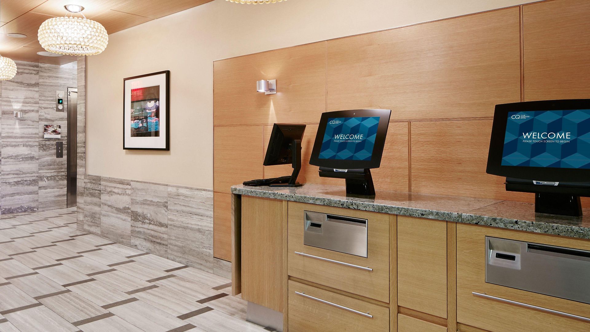 The Jewel Hotel, Hotel New York