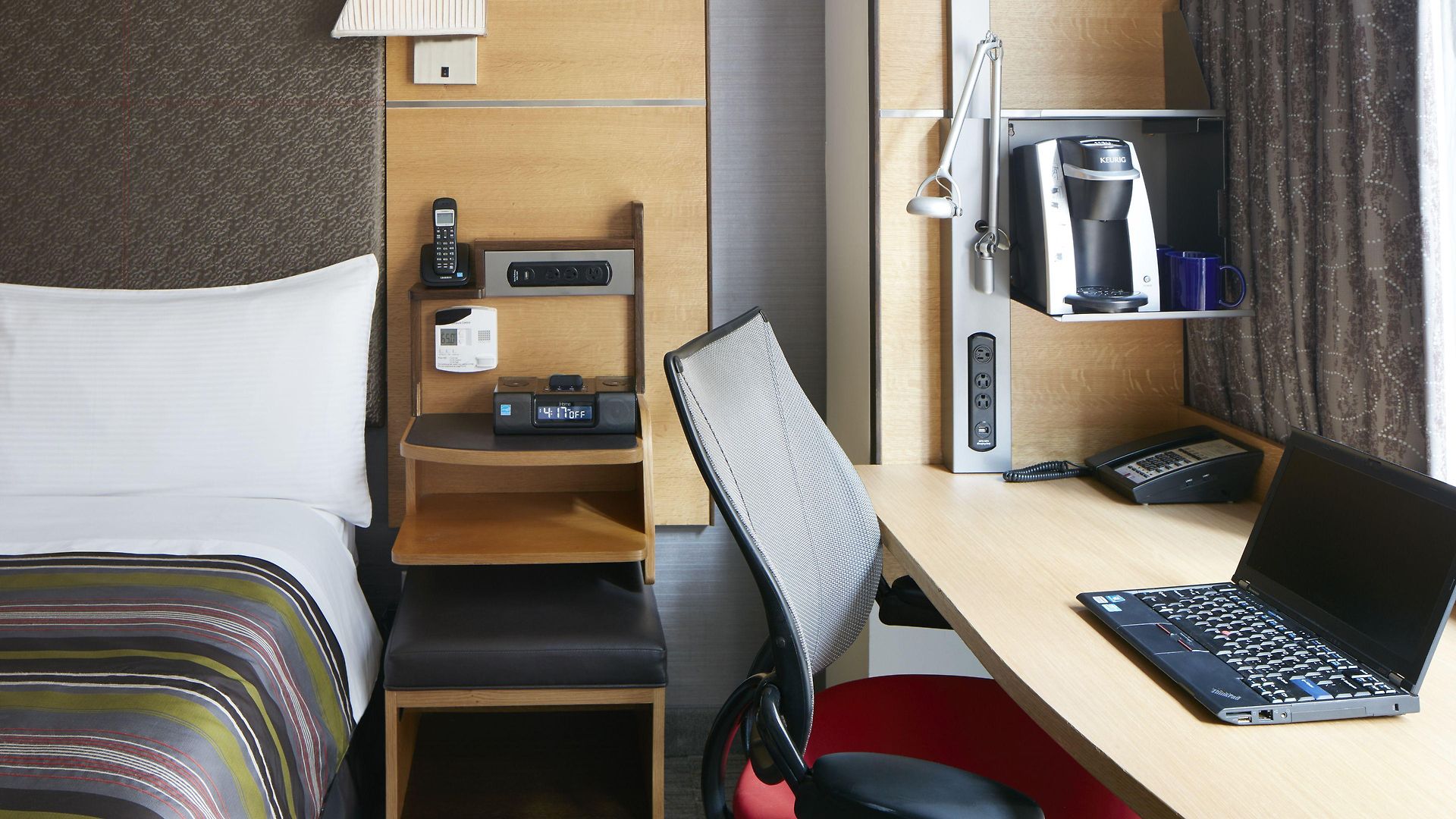 The Jewel Hotel, Hotel 4*
