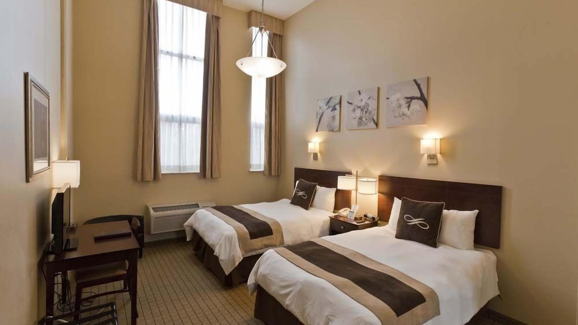 Pointe Plaza (adults Only) New York