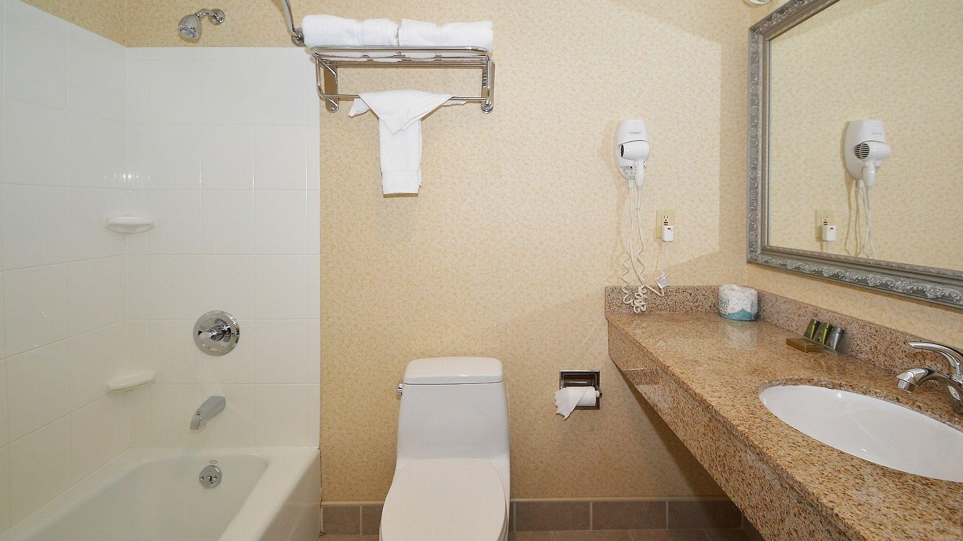 Hotel - Laguardia Airport 3*