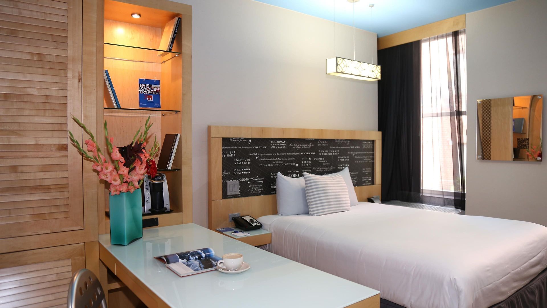 Tryp By Wyndham Times Square - Midtown Hotel