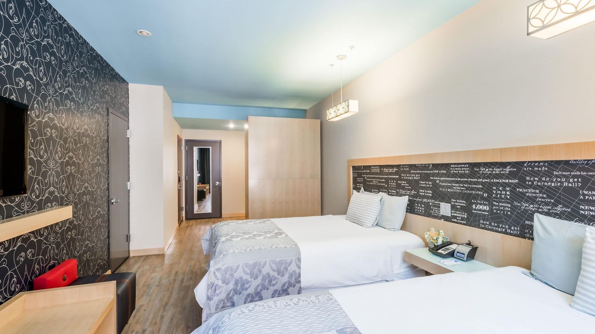 Tryp By Wyndham Times Square - Midtown 4*