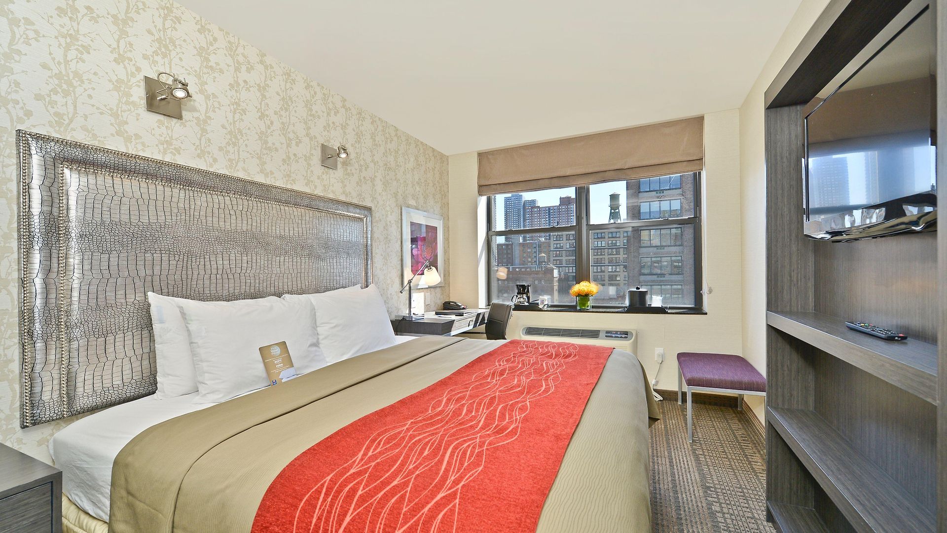 Times Square West Hotel, Bw Signature Collection Hotel New York