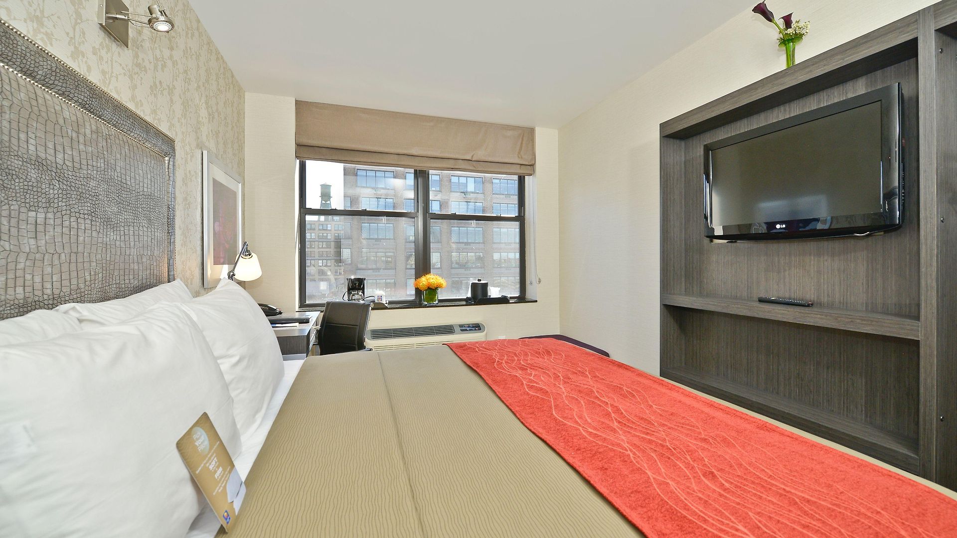 Times Square West Hotel, Bw Signature Collection 3* New York