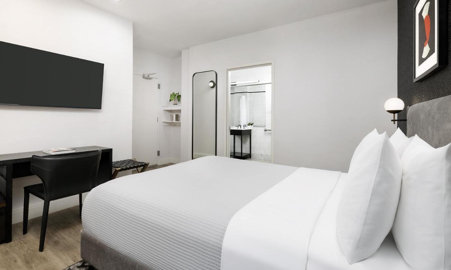 Arthouse Hotel 4*