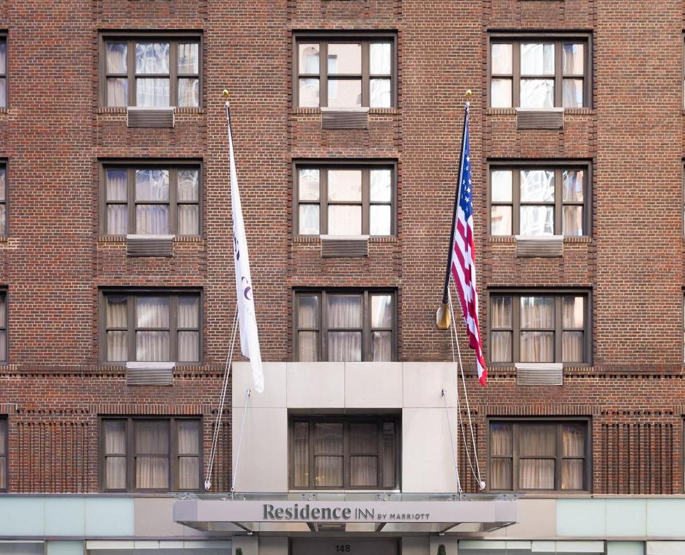 By Marriott Manhattan/ Midtown Eastside Hotel
