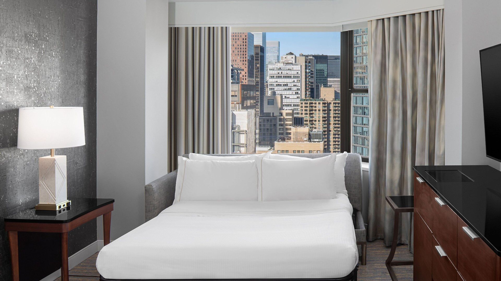 The Westin Grand Hotel 4*