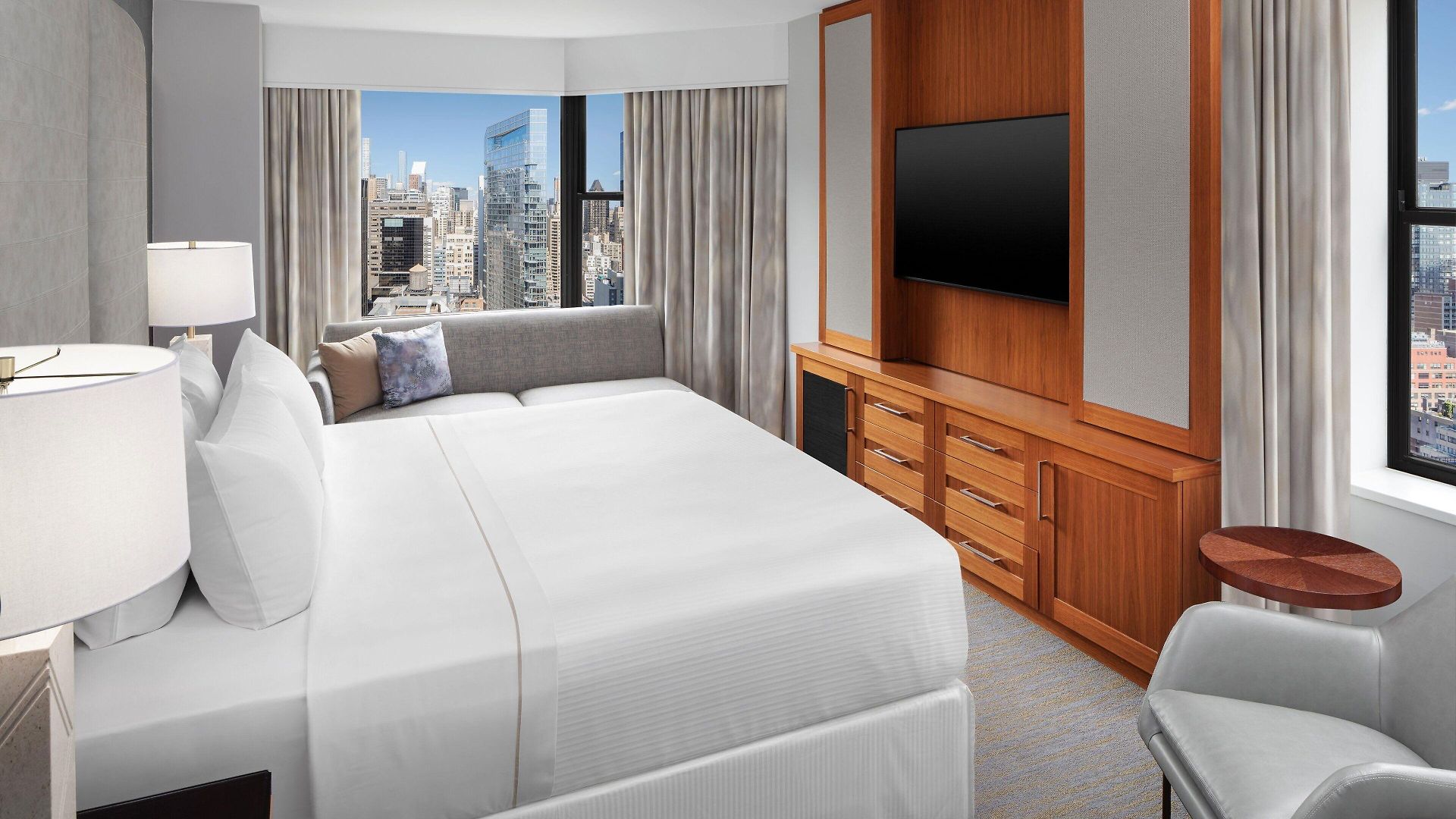 The Westin Grand Hotel 4*