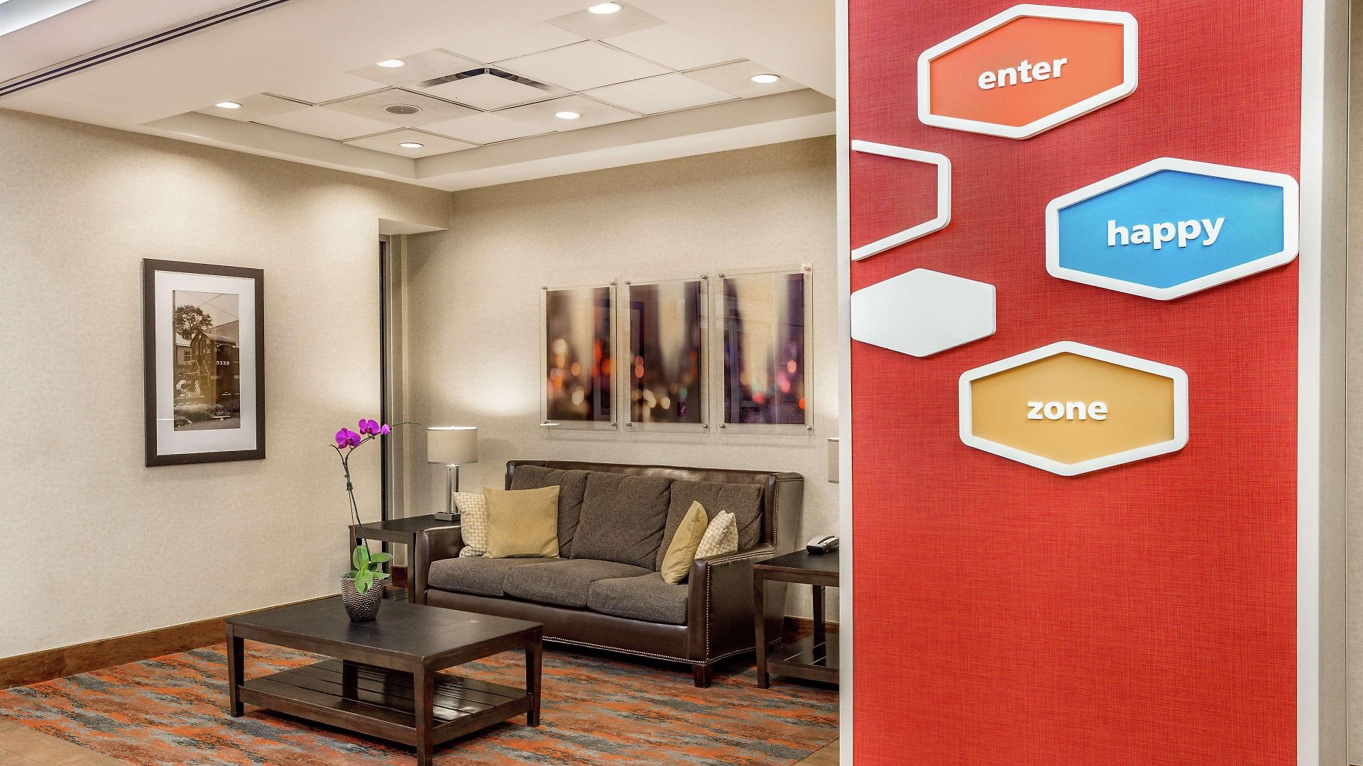 Hampton Manhattan Grand Hotel 3*