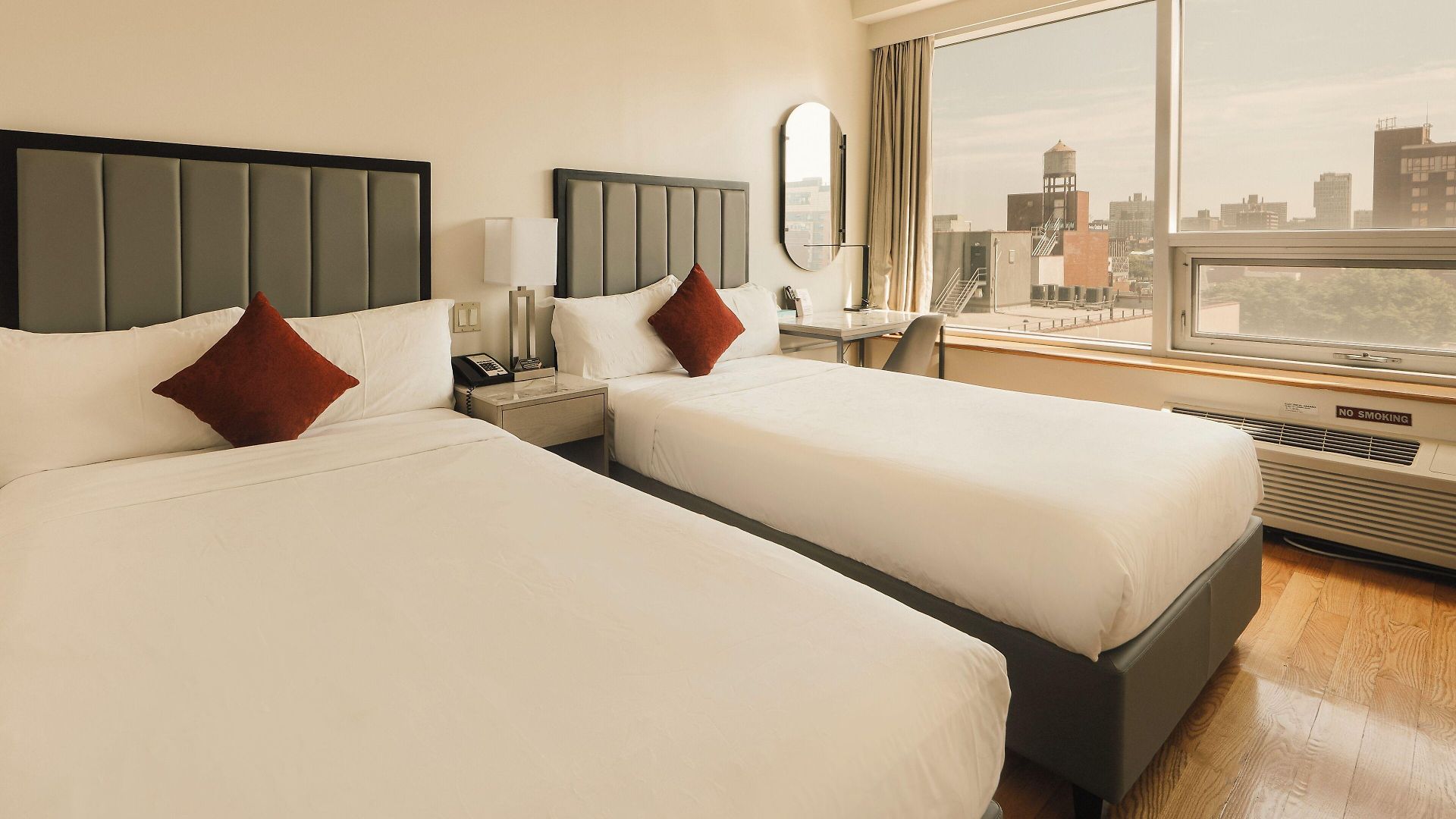 Hotel Asiatic - Flushing 3*
