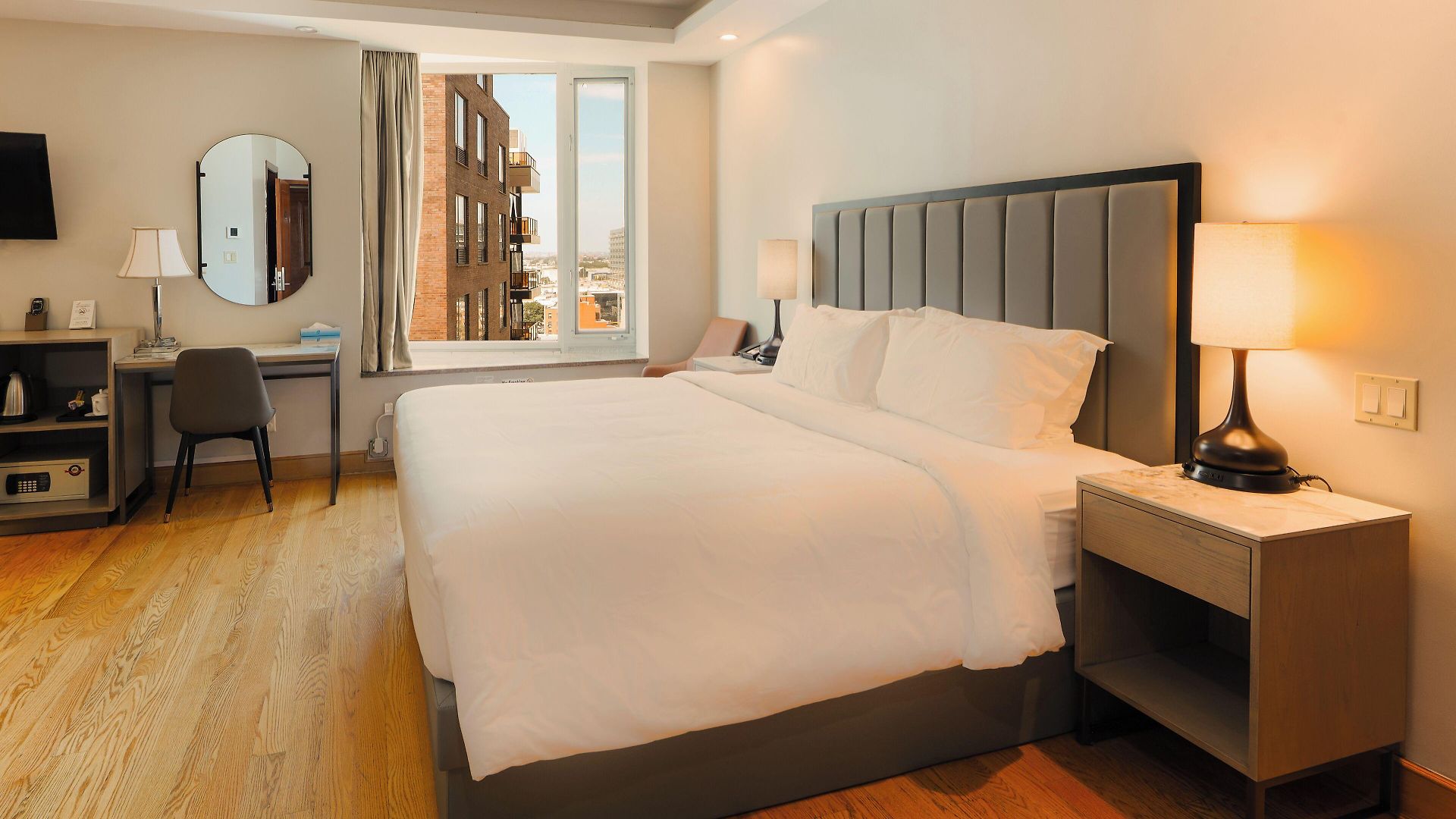 Hotel Asiatic - Flushing