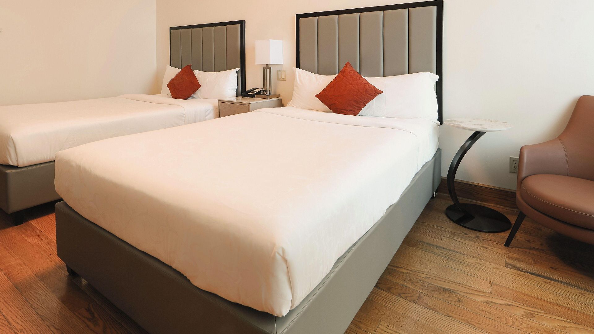 Hotel Asiatic - Flushing