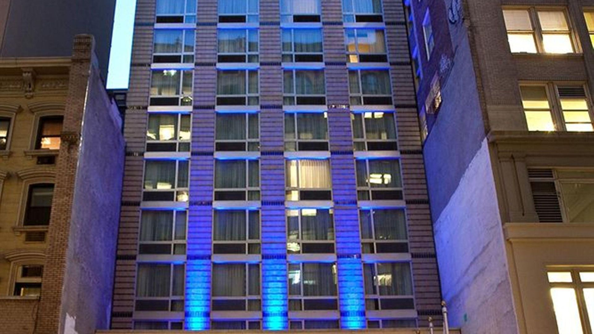 Express - Times Square South By Ihg Hotel 3*