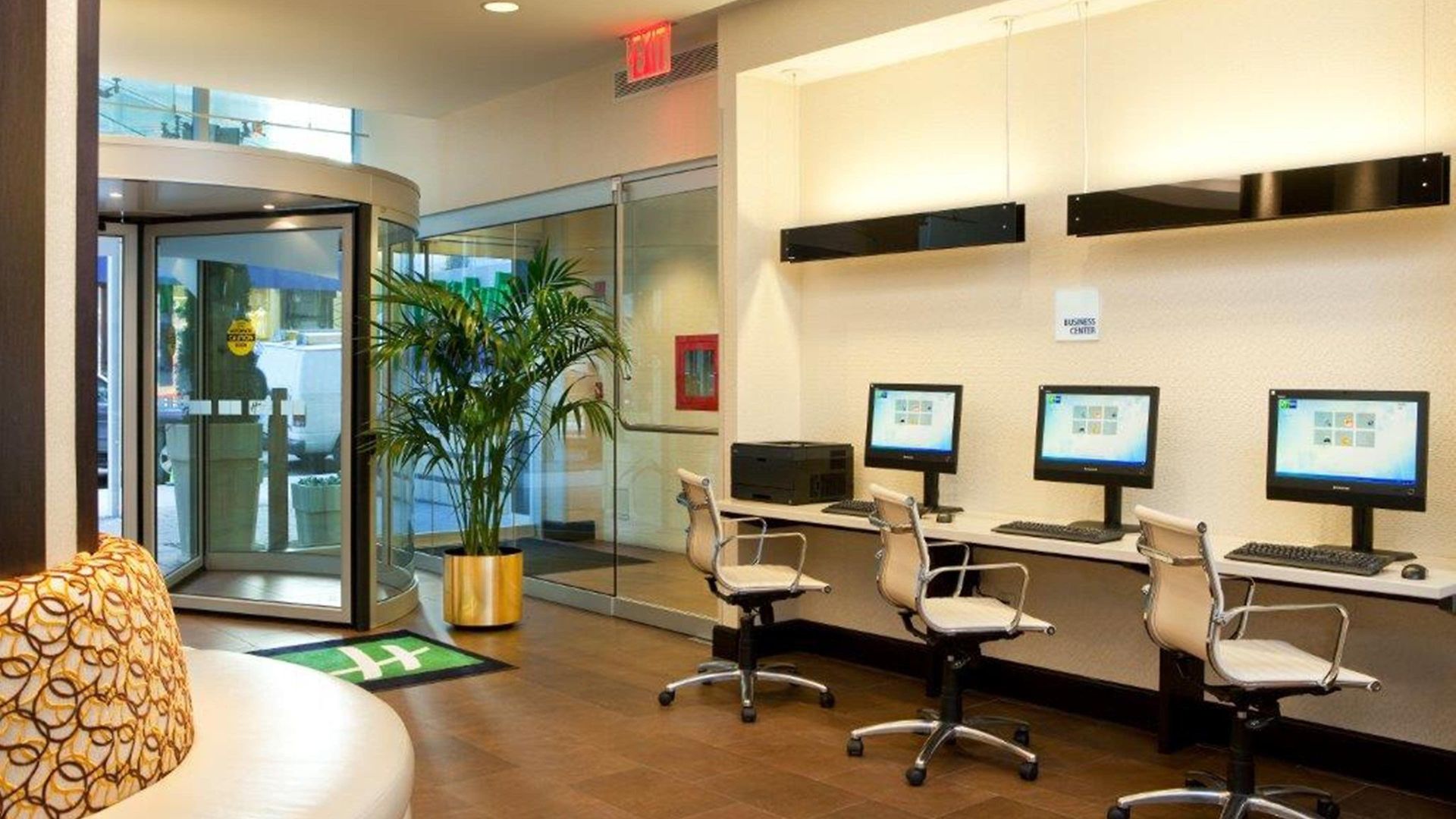 Express - Times Square South By Ihg Hotel