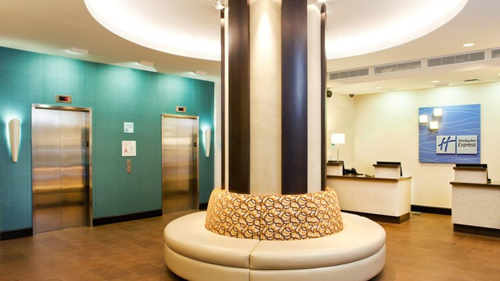 Hotel Express - Times Square South By Ihg