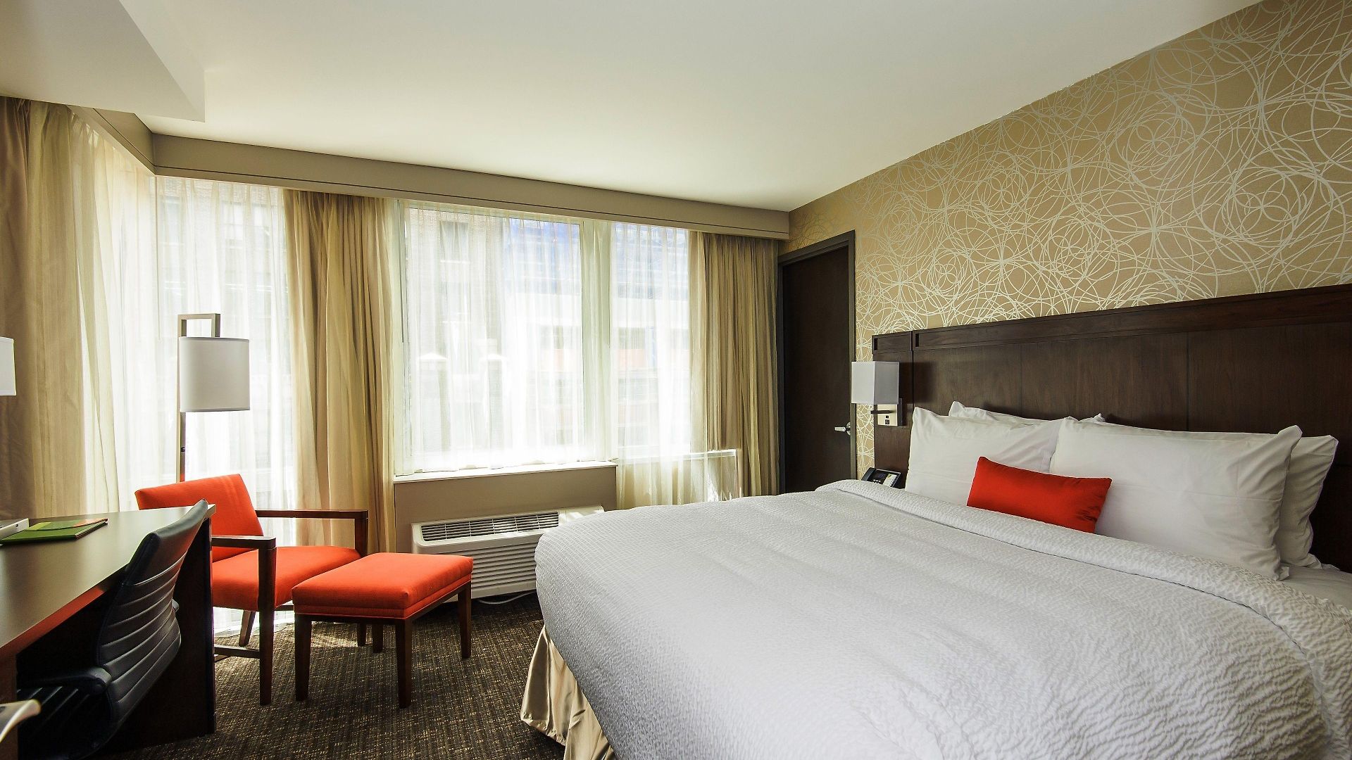 Courtyard By Marriott Times Square West Hotel New York