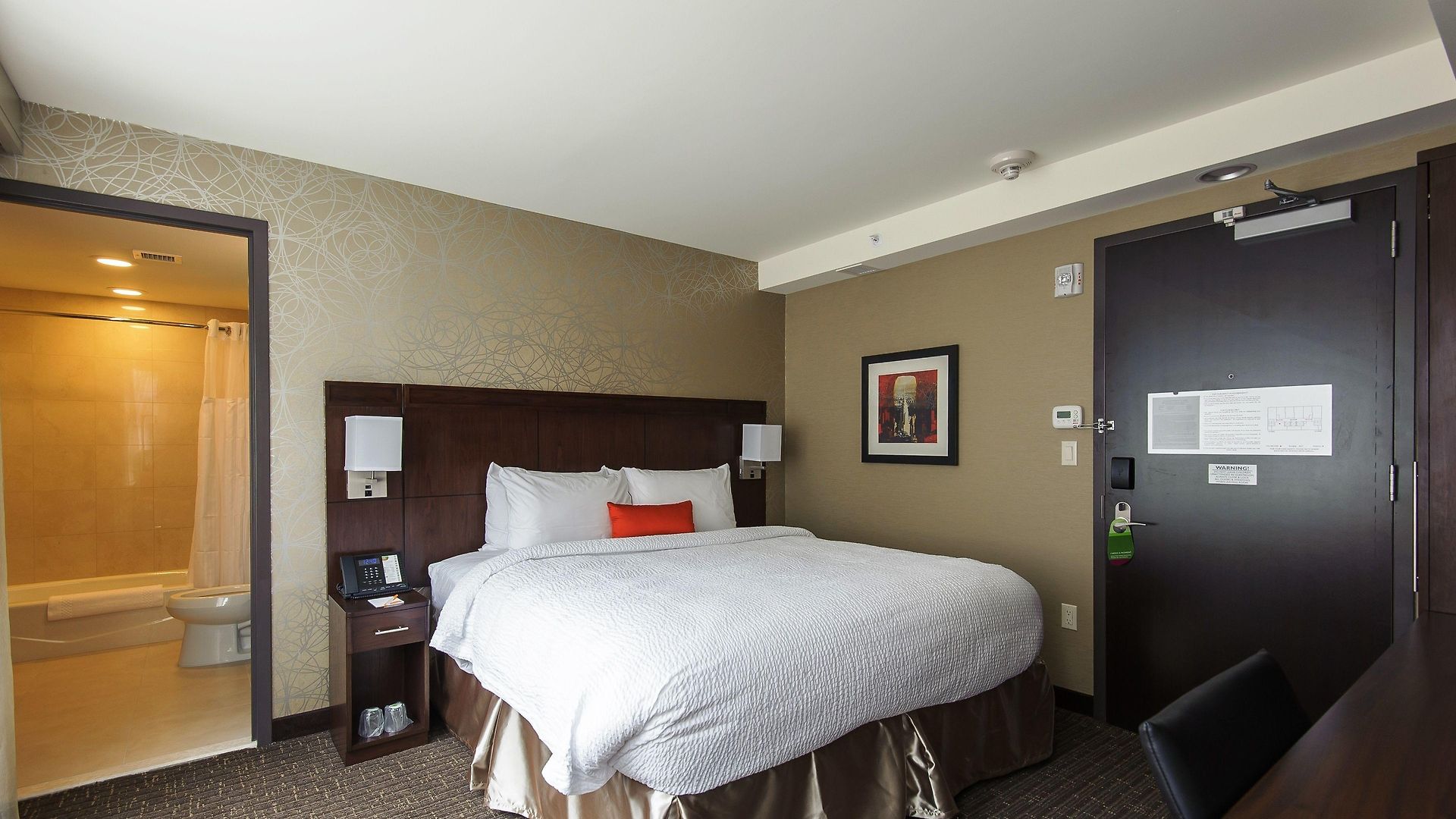 Courtyard By Marriott Times Square West New York