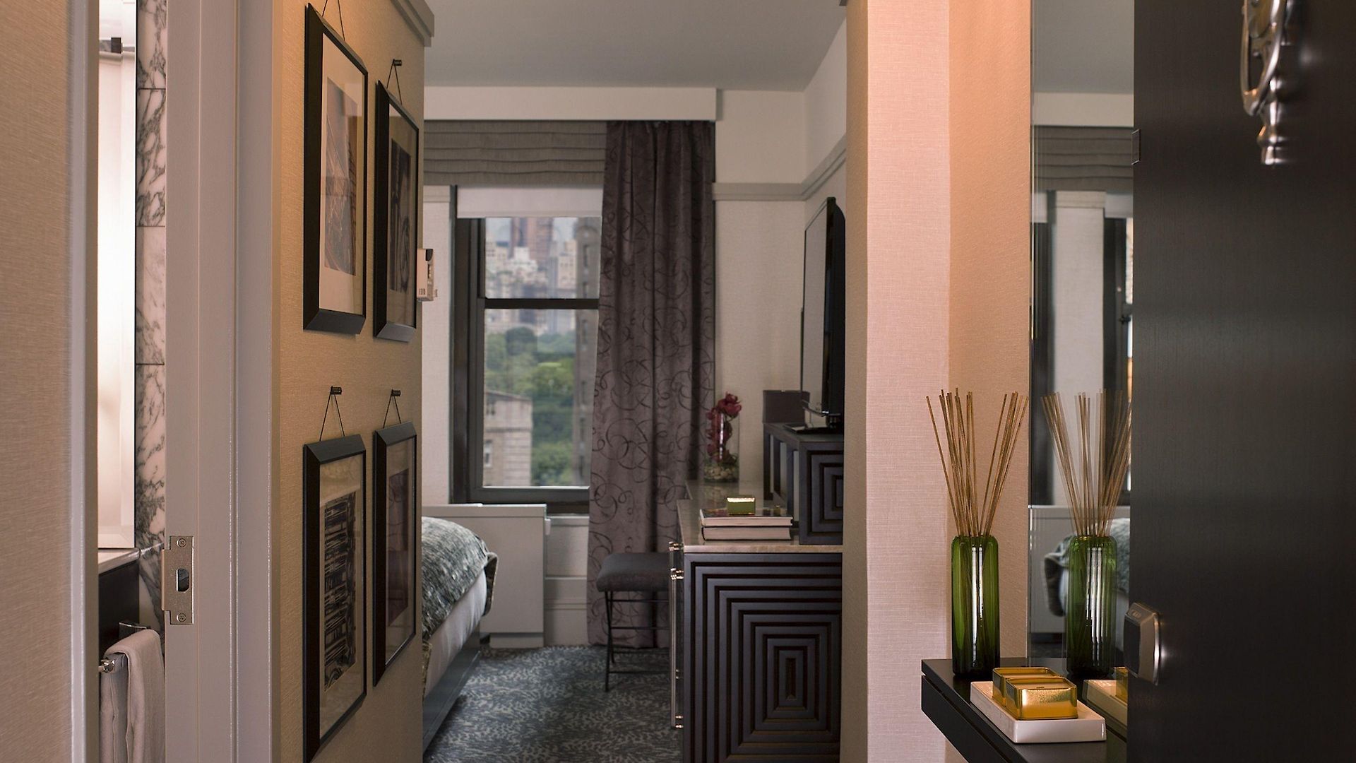 Westhouse New York, An Slh New York