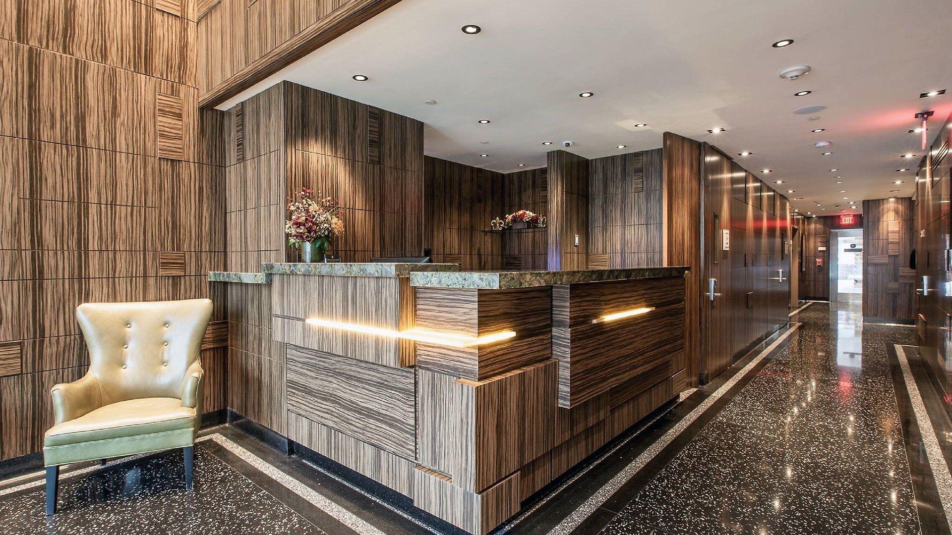 Opera House Hotel 3*