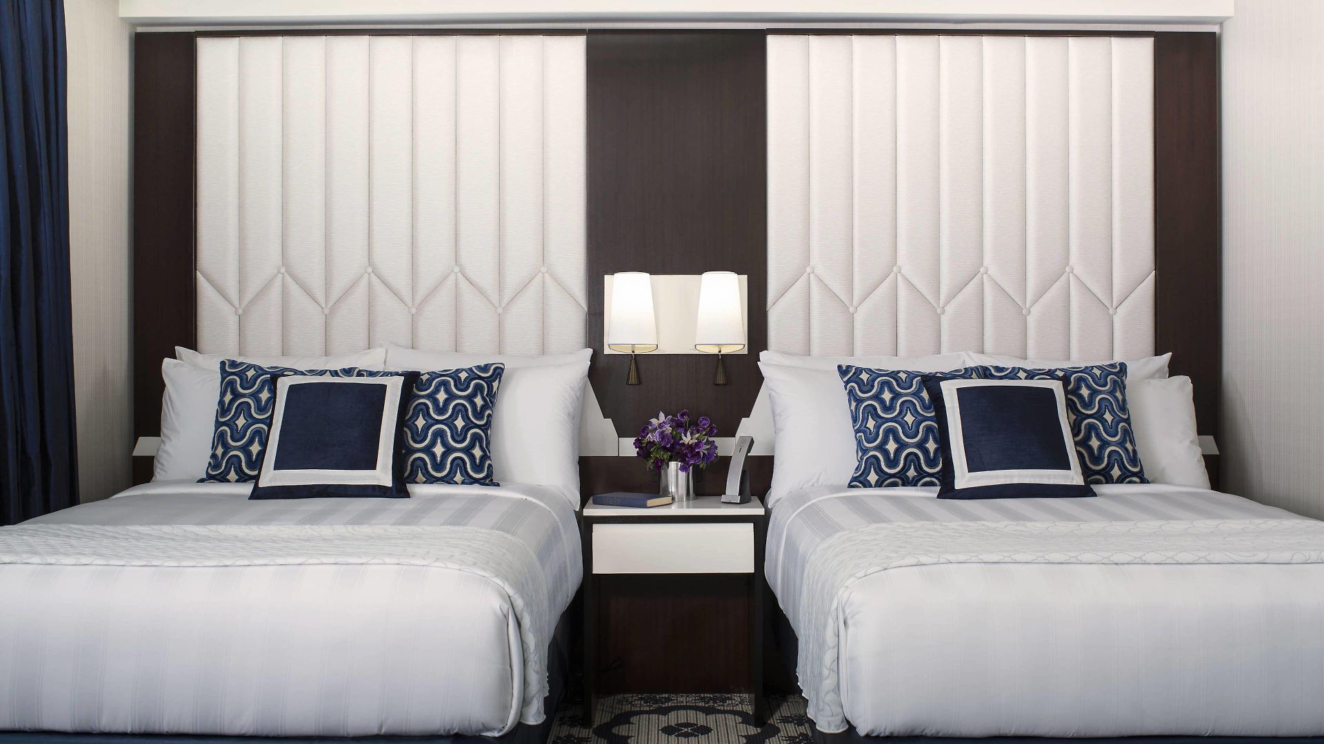 By Marriott Manhattan/central Park 4*