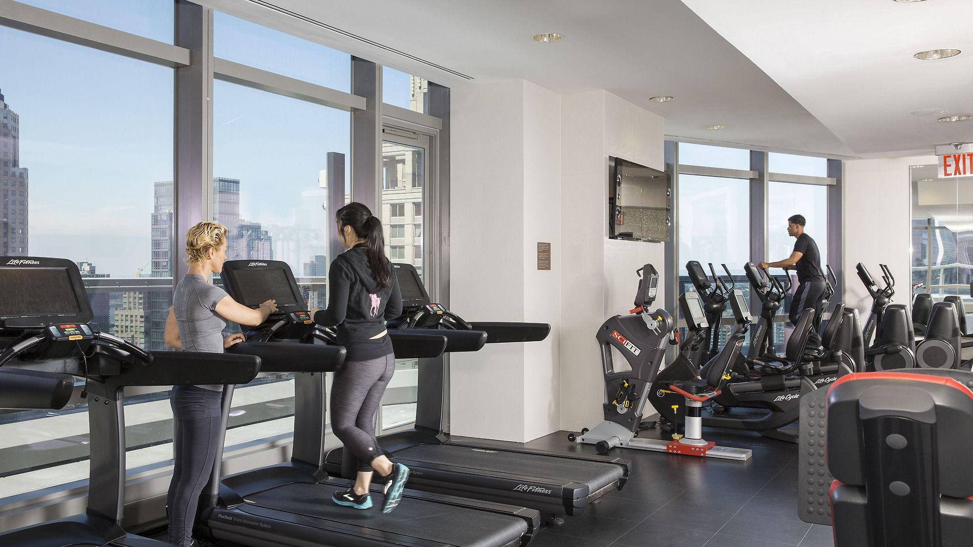By Marriott Manhattan/central Park Hotel New York