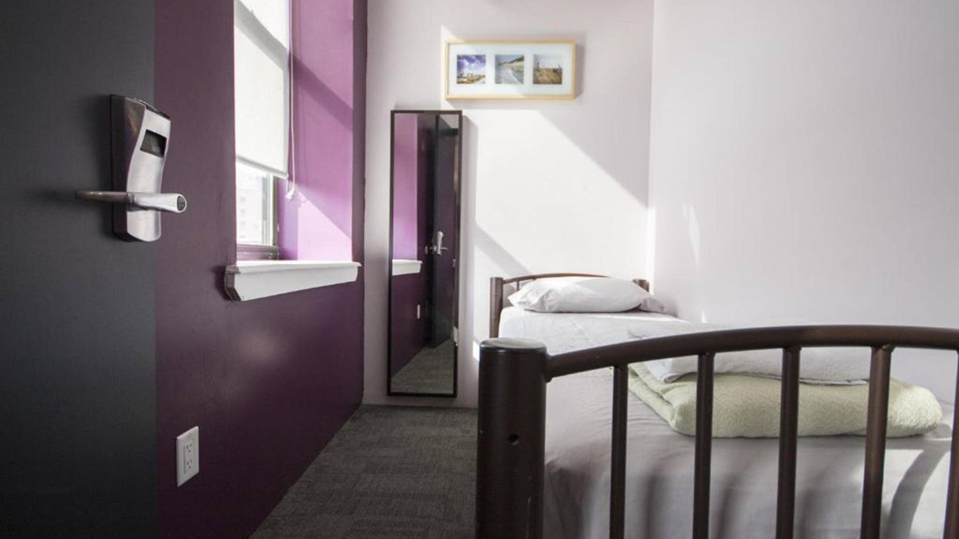 International Students Residences (adults Only) *