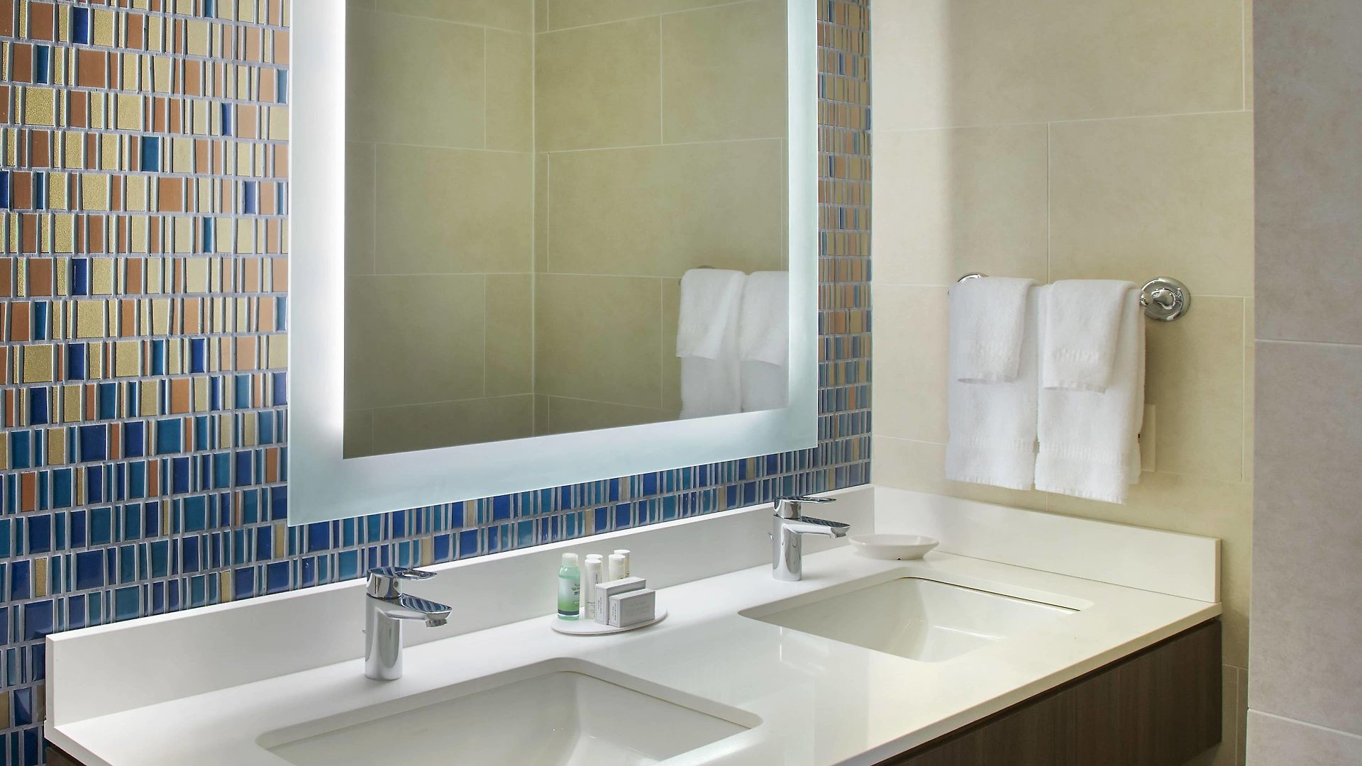 Courtyard By Marriott Manhattan/chelsea