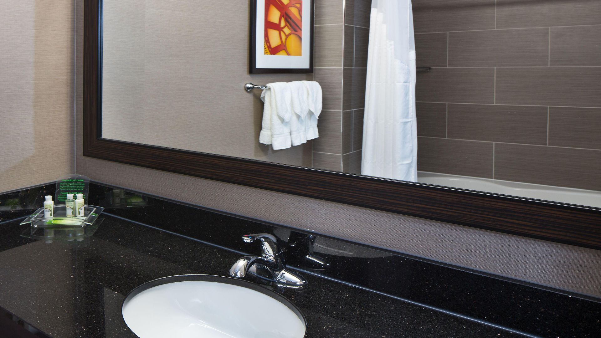 Hotel Fairfield & By Marriott Staten Island New York