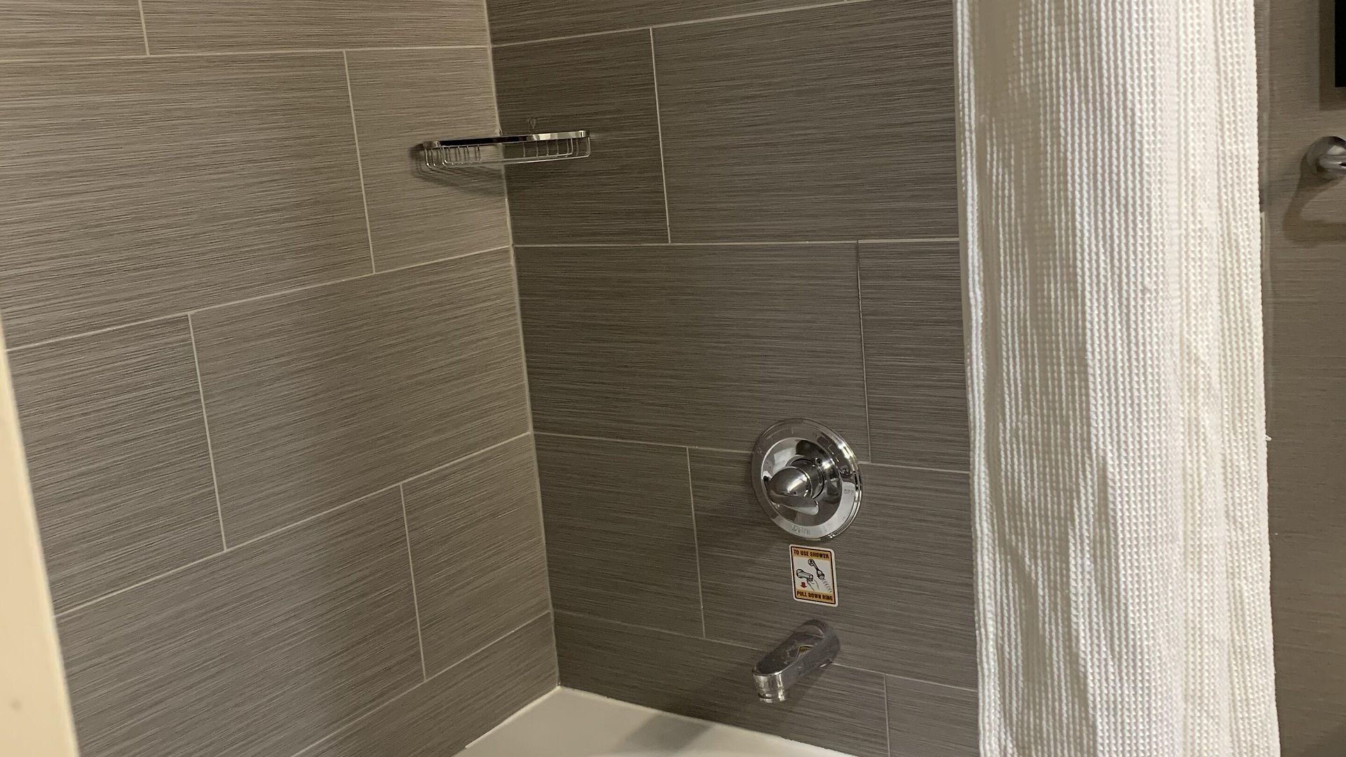 Hotel Fairfield & By Marriott Staten Island