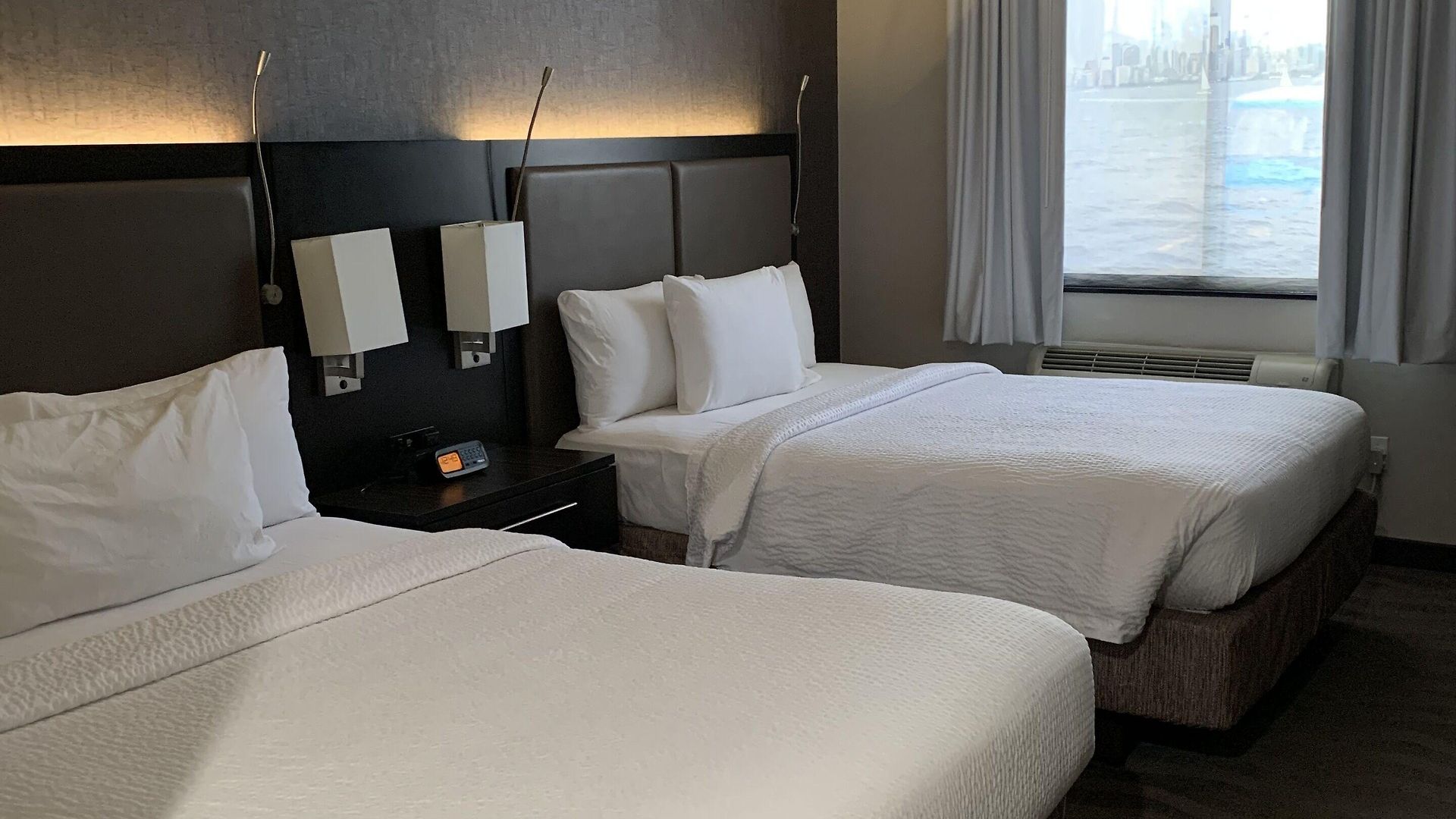 Hotel Fairfield & By Marriott Staten Island New York