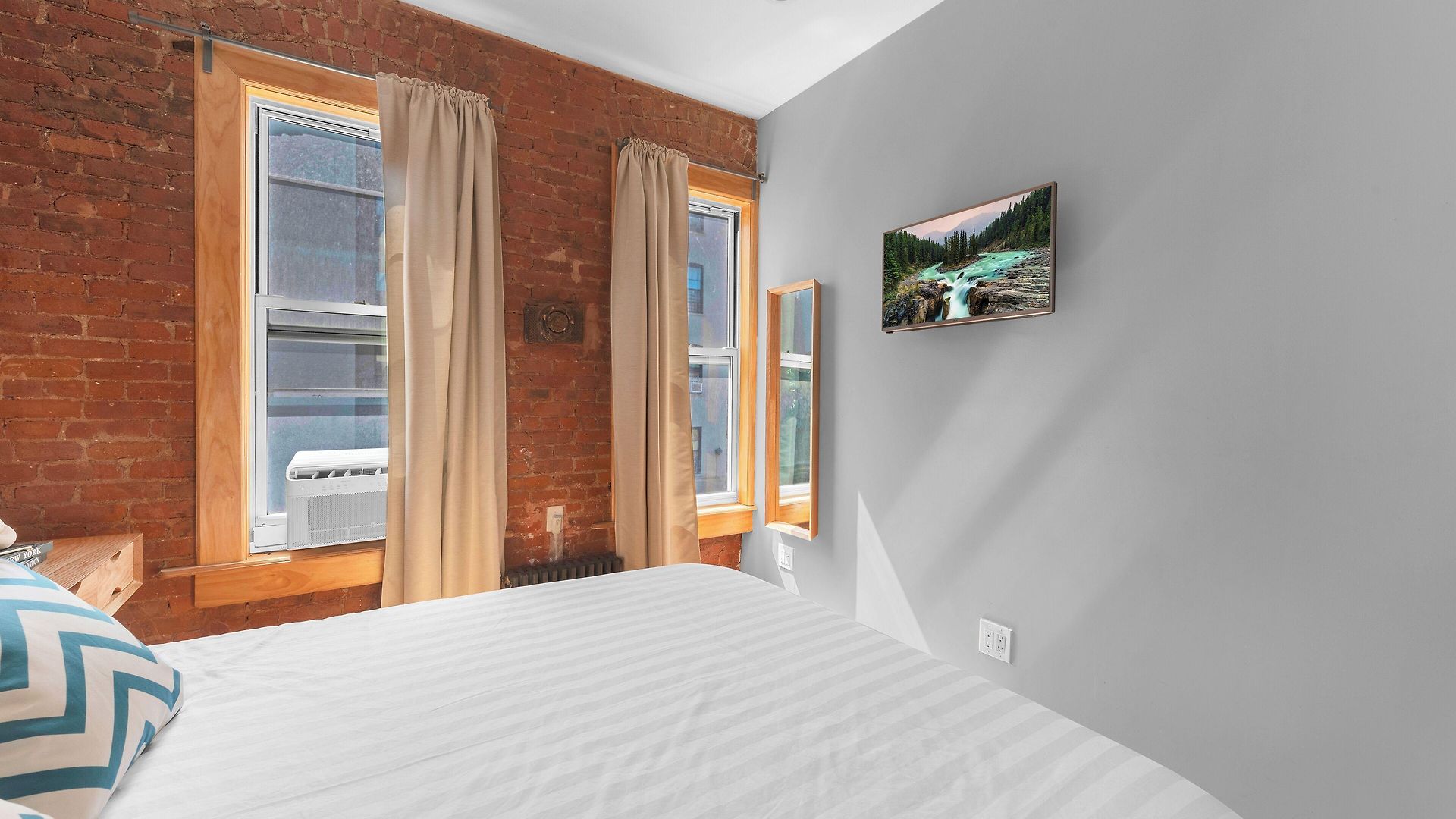 Morris (adults Only) 3*