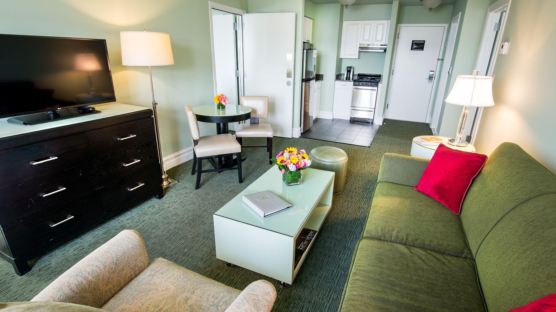Beacon Hotel 4*
