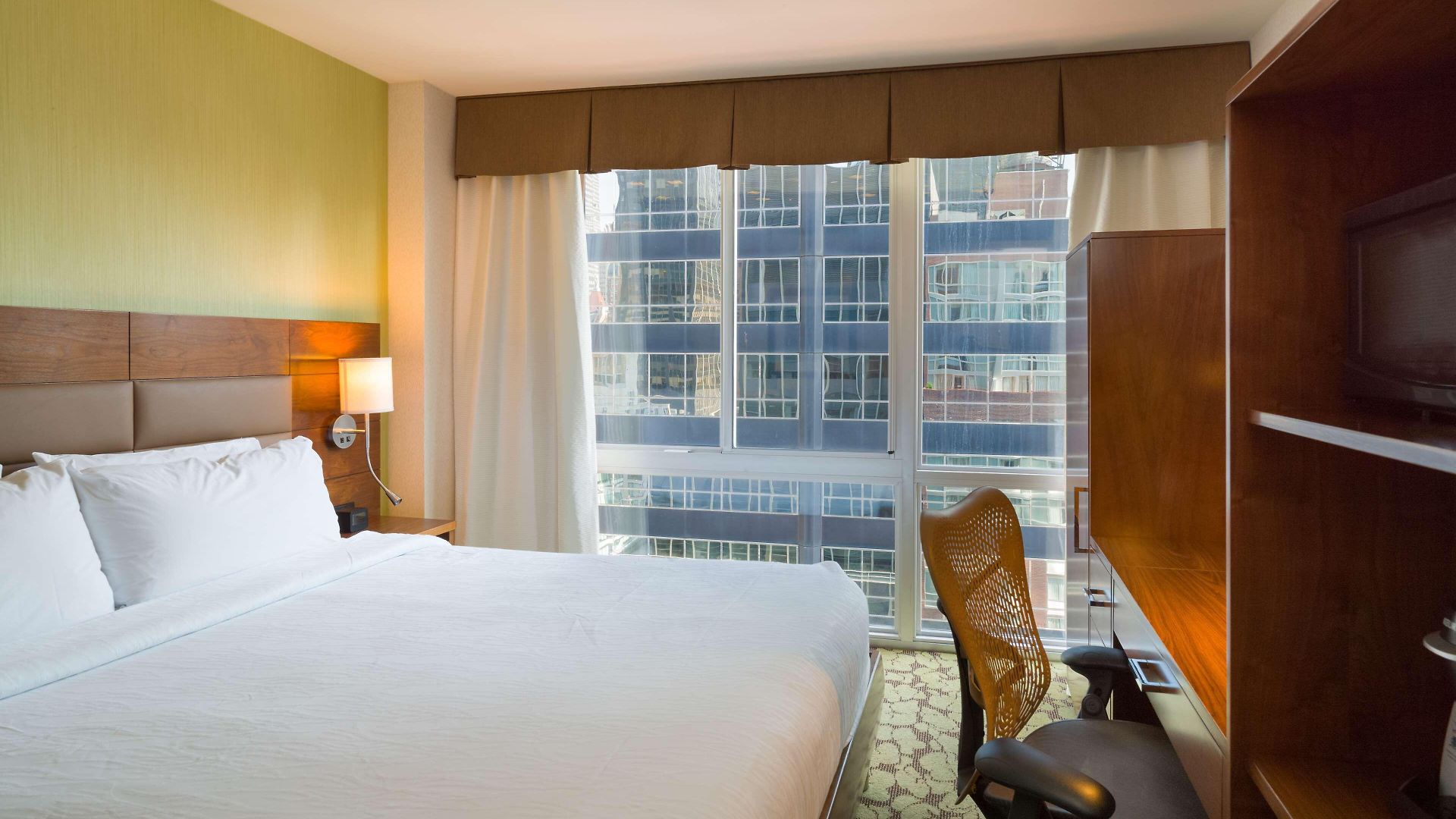 Hilton Garden Manhattan Midtown East