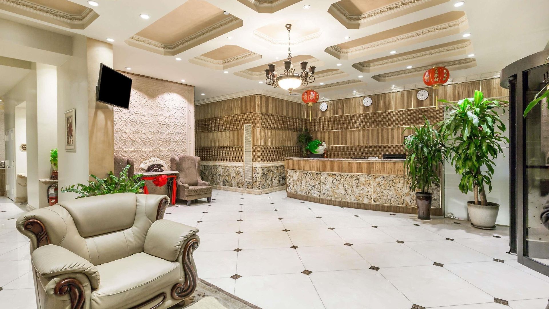 Ramada By Wyndham Flushing Queens 3*