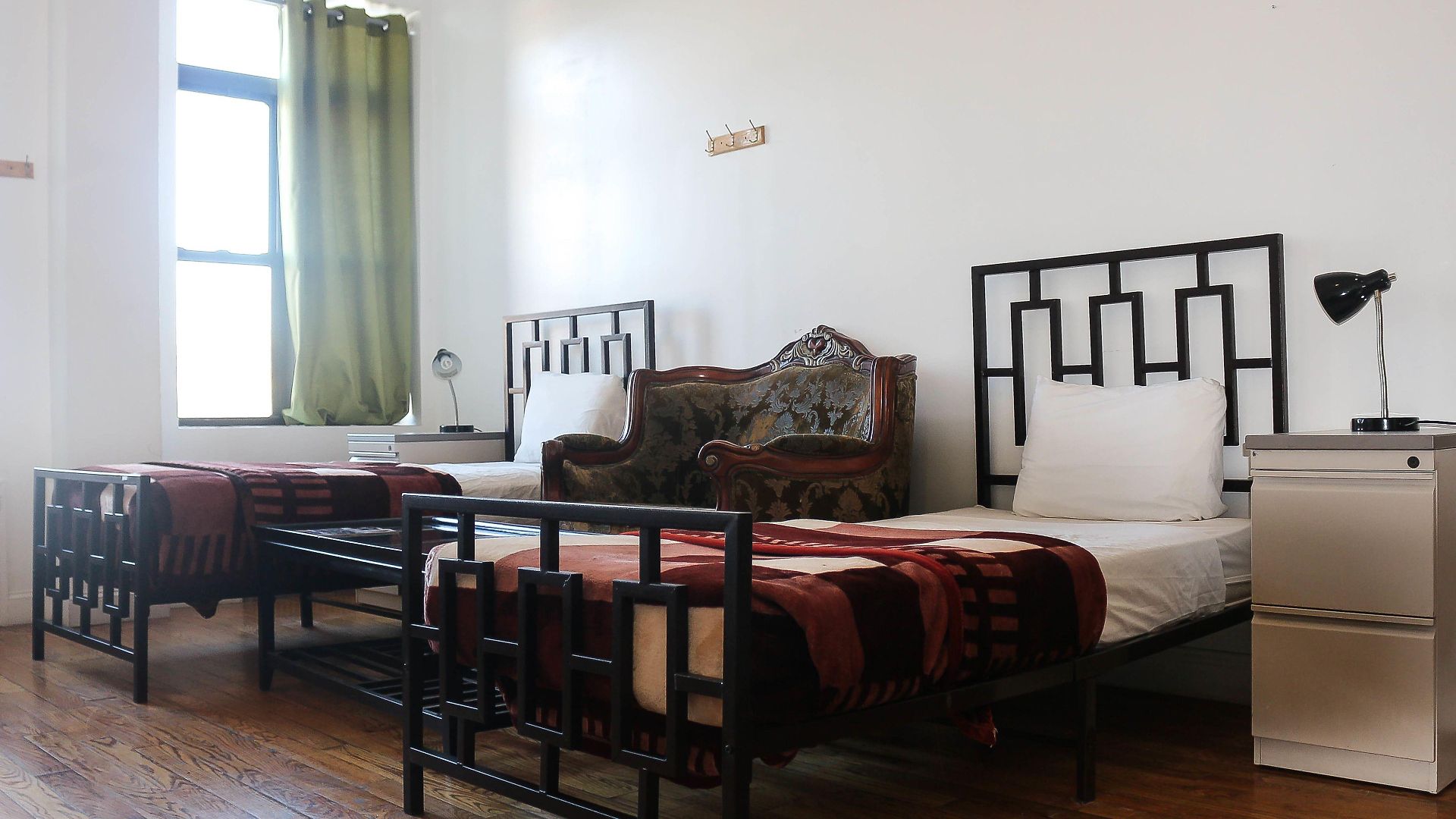 Hostel Ny Moore