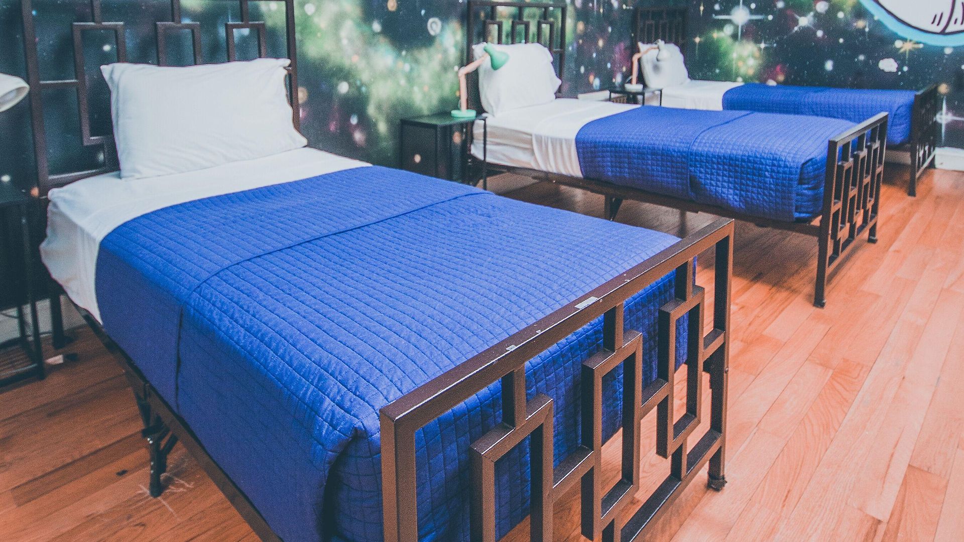 Hostel Ny Moore *