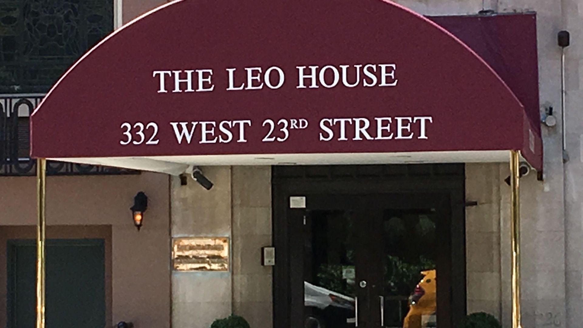 Leo House 3*