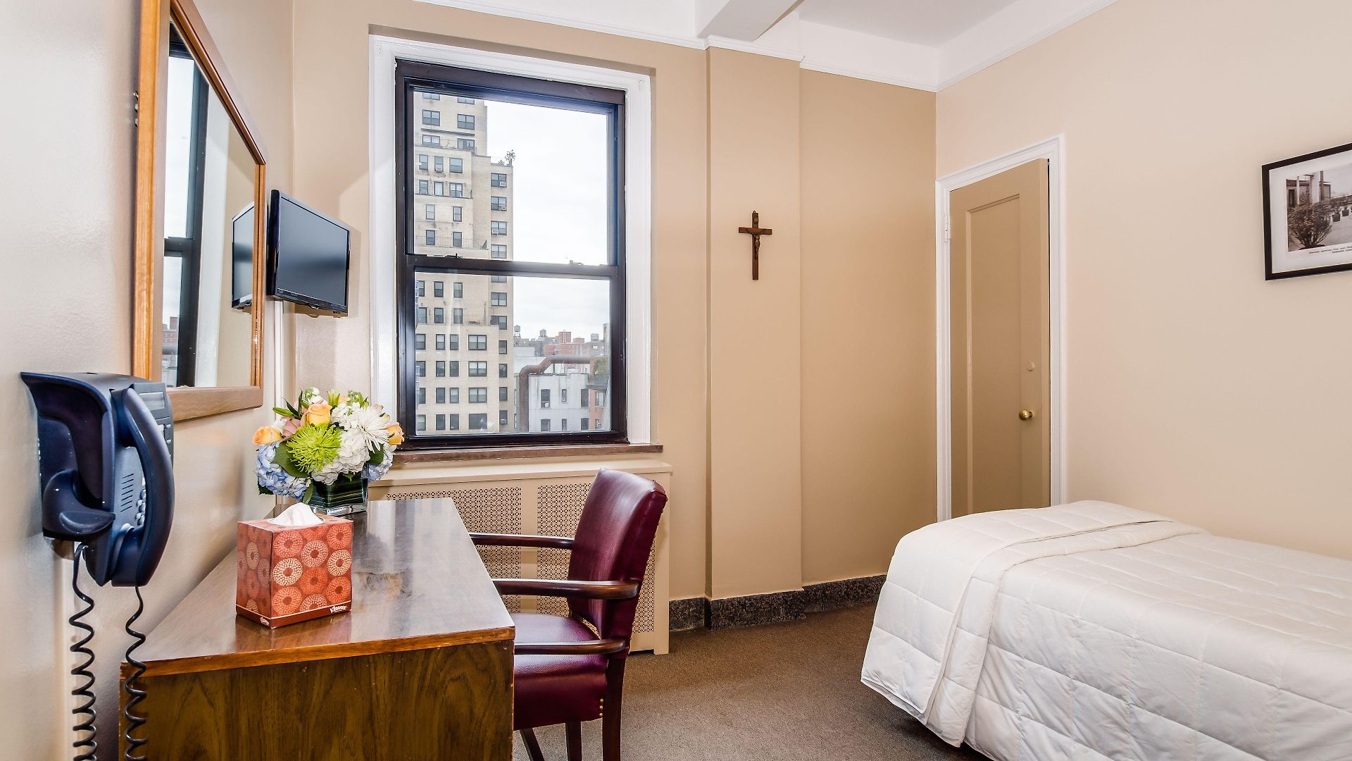 Leo House 3* New York