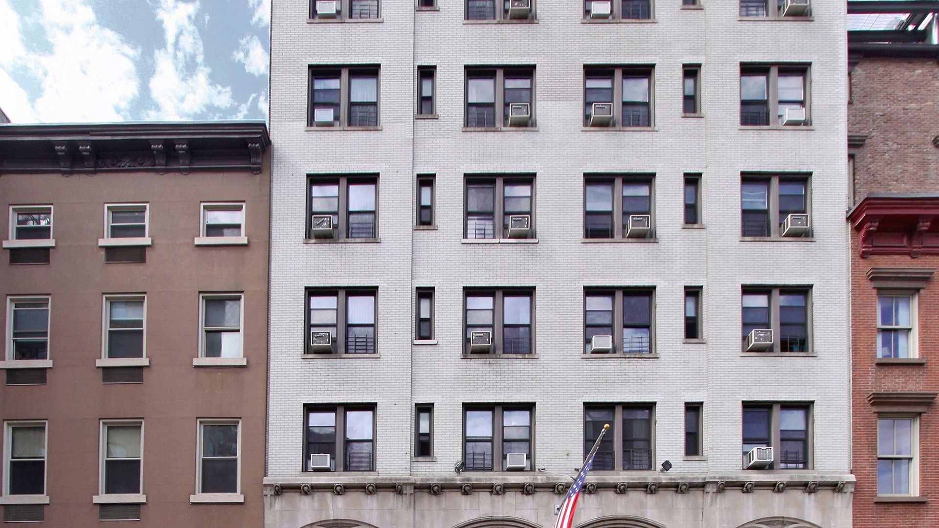 Hotel Leo House