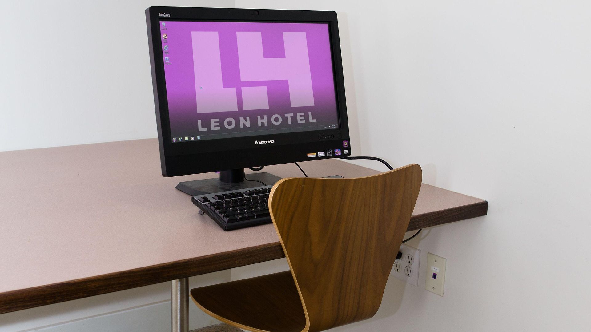 Hotel Leon Les New York