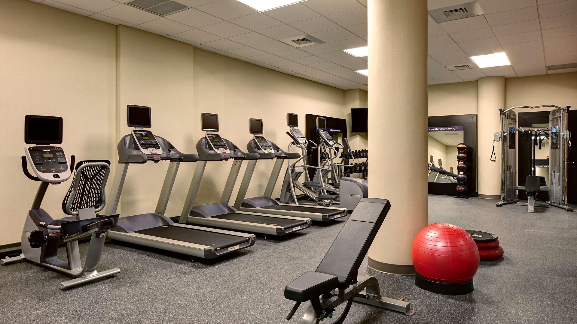 Hampton Brooklyn Downtown 3*