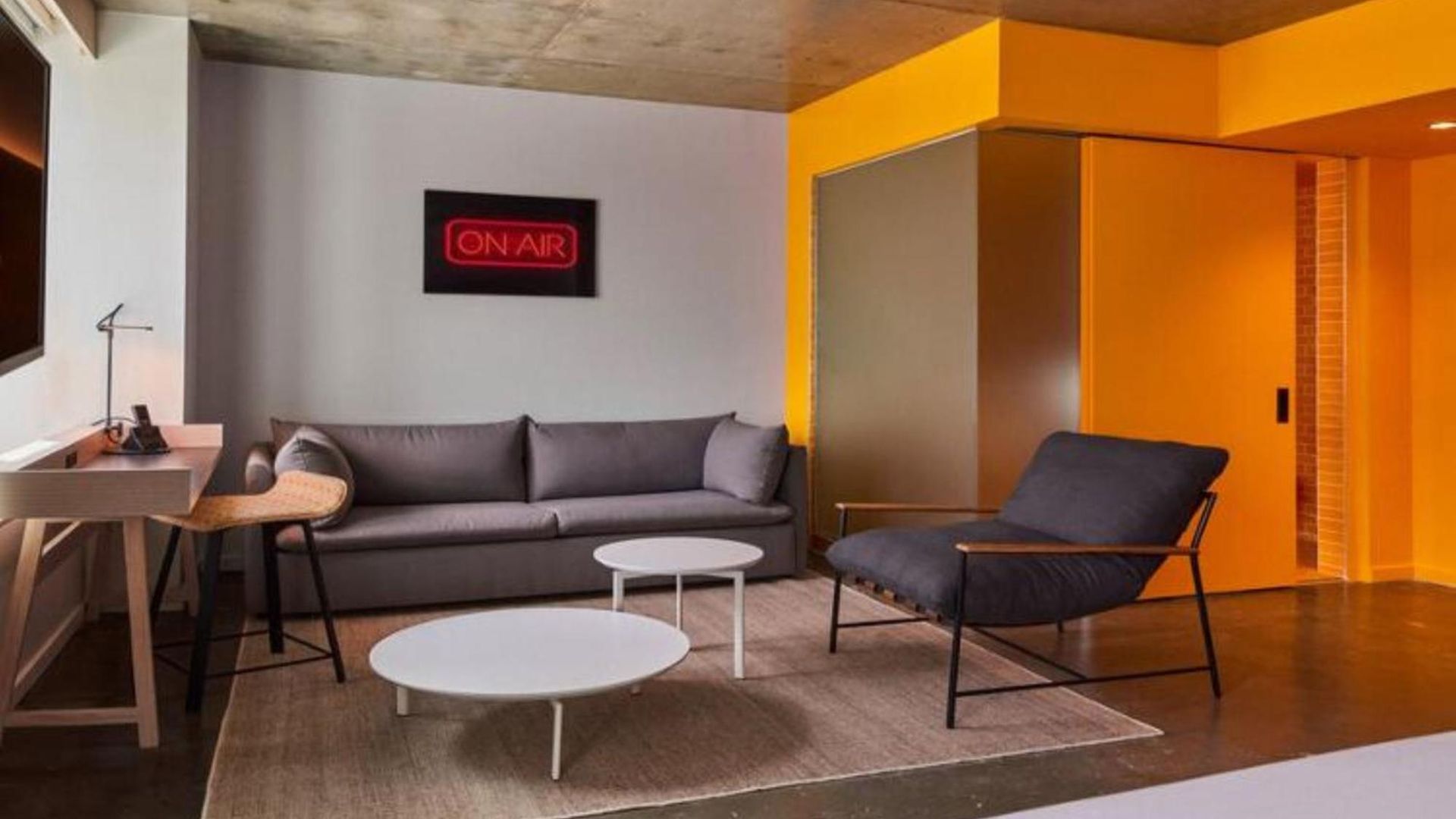 Radio Hotel