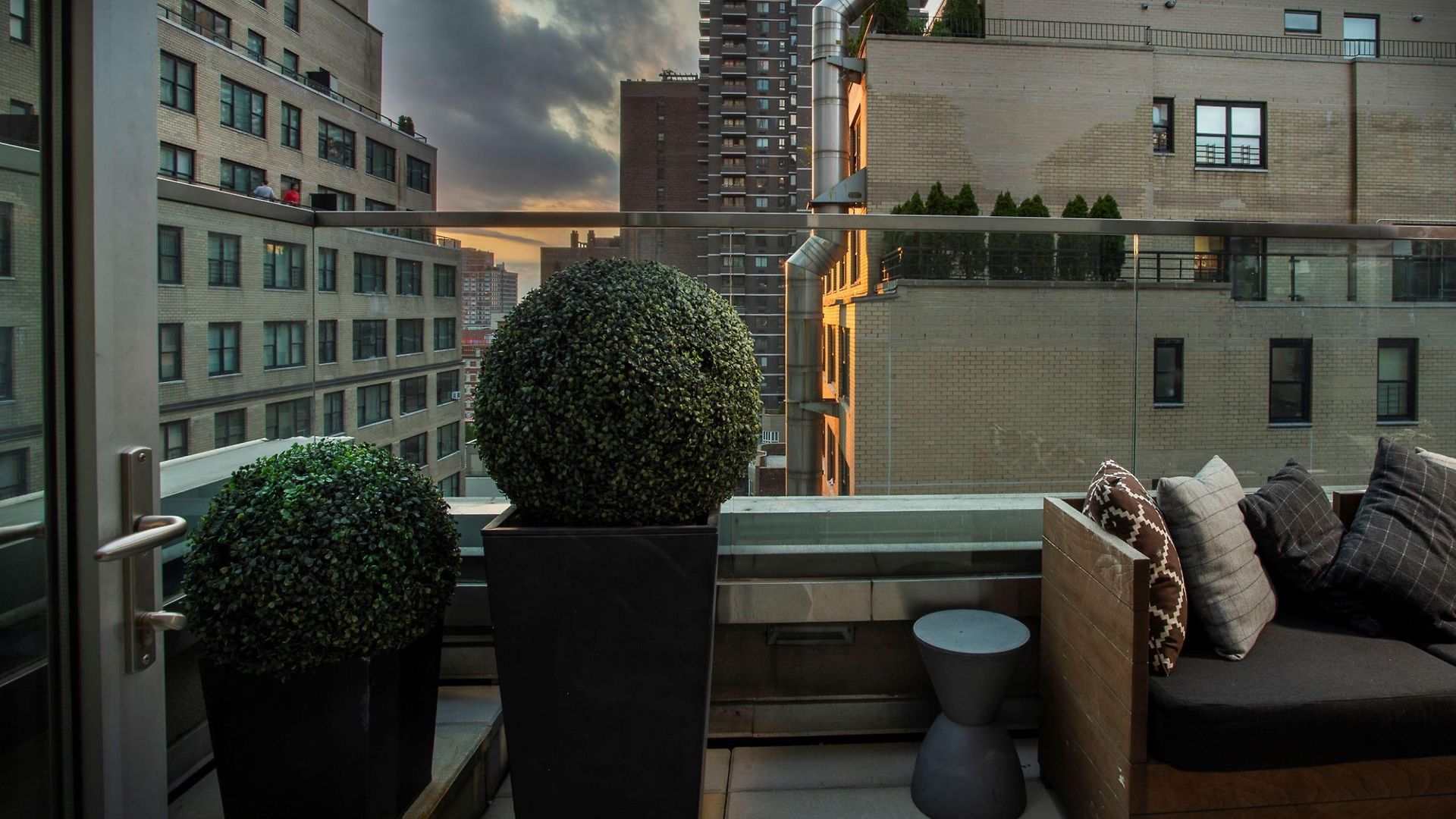 Hotel 6 Columbus Park New York