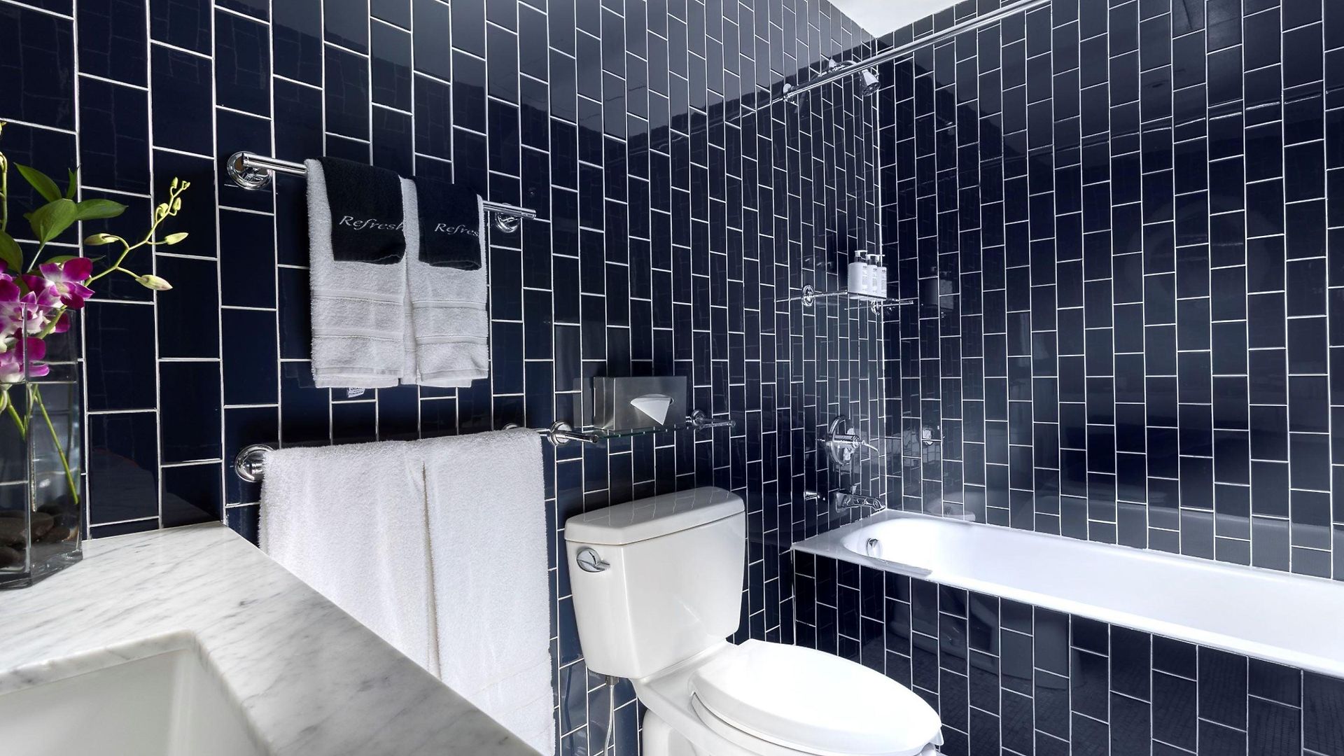 6 Columbus Park Hotel 4*