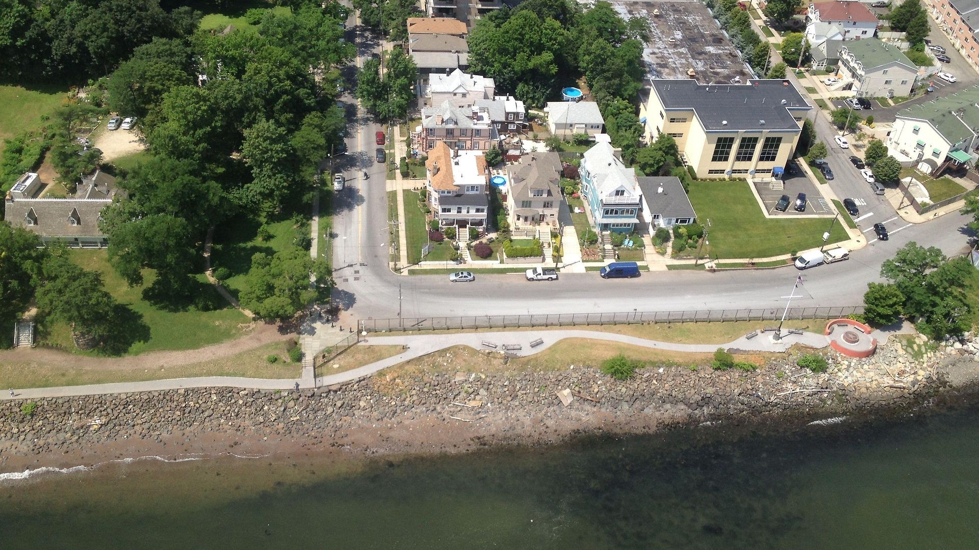 Harbor House Bed & Breakfast