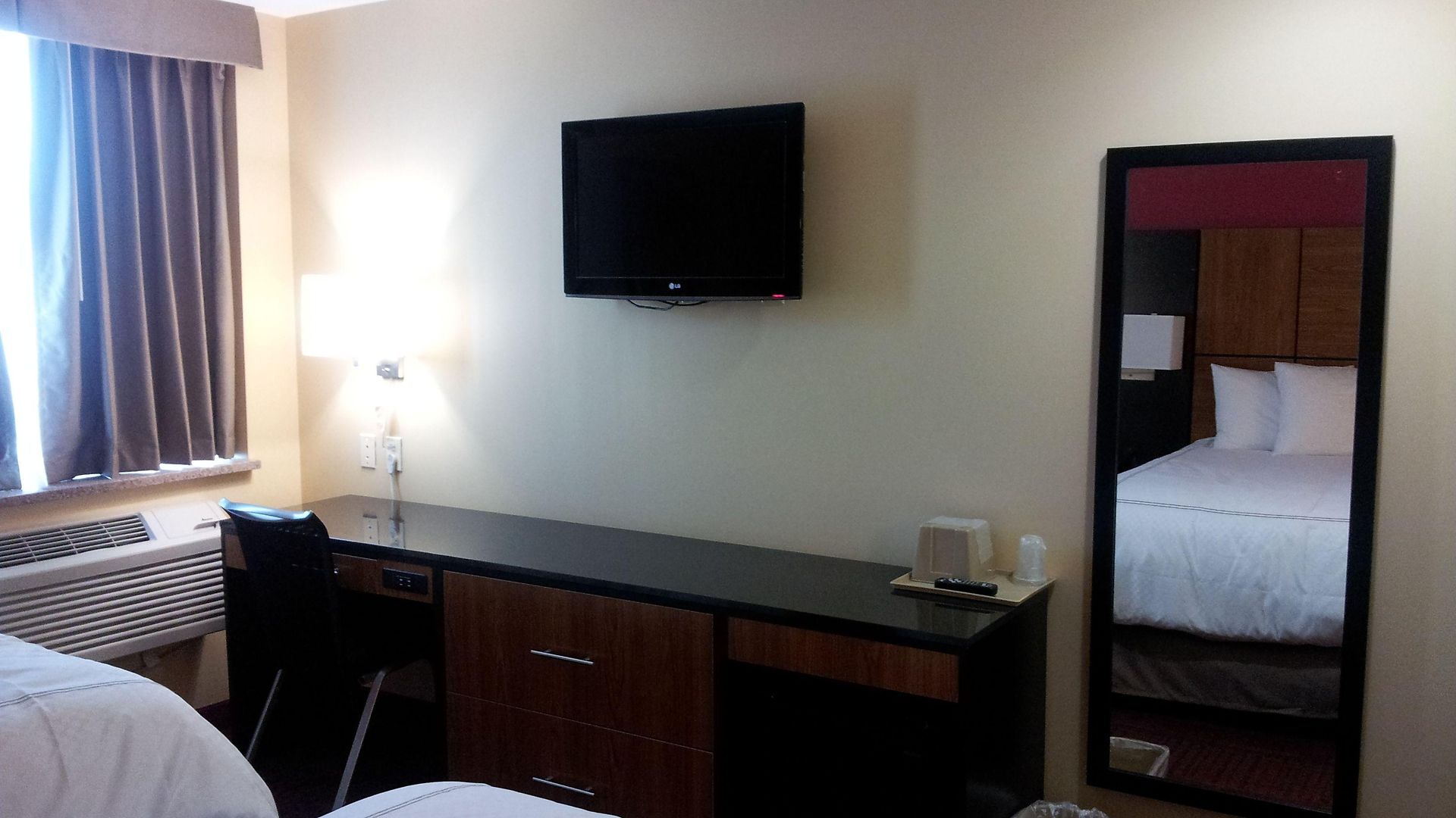 Hotel Bliss - Brooklyn New York