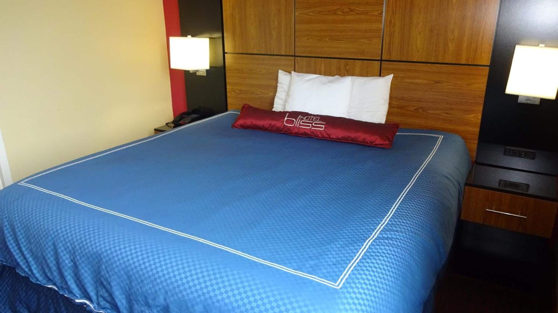 Bliss - Brooklyn Hotel 2*