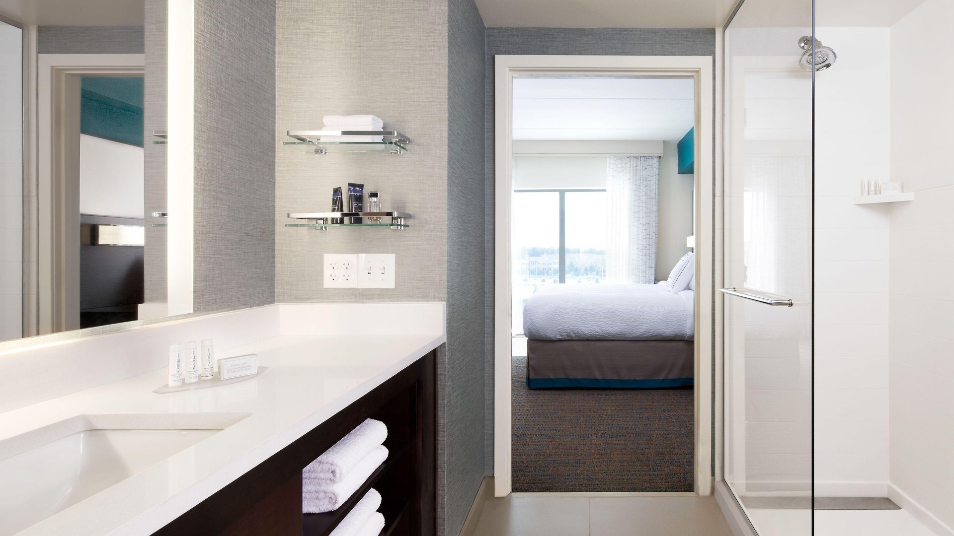 By Marriott The Bronx At Metro Center Atrium Hotel