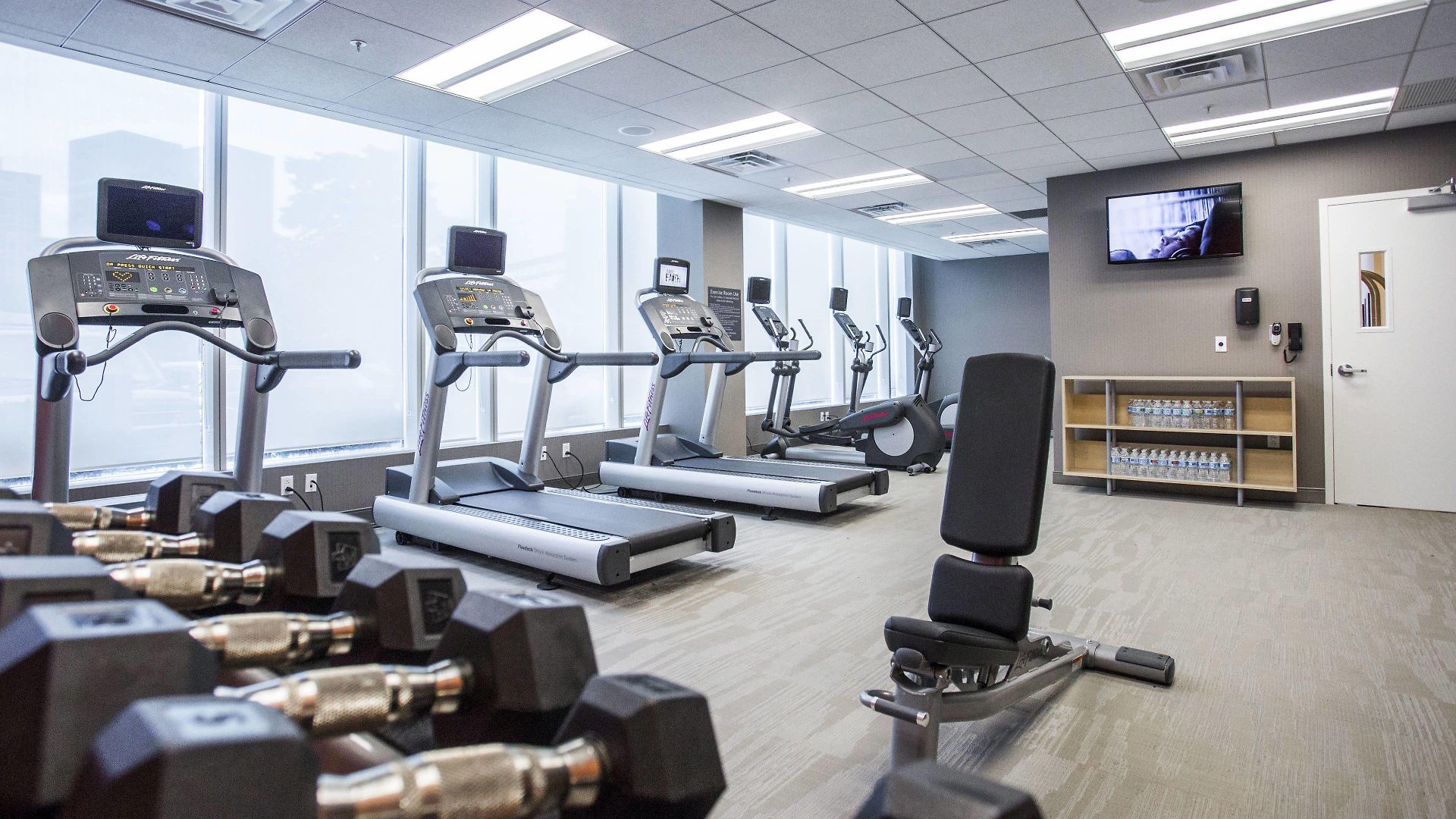 Hotel By Marriott The Bronx At Metro Center Atrium New York
