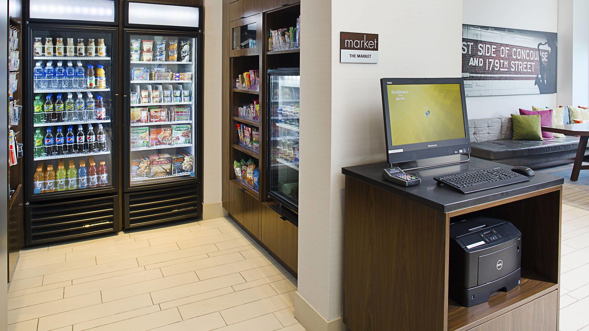 By Marriott The Bronx At Metro Center Atrium 3*